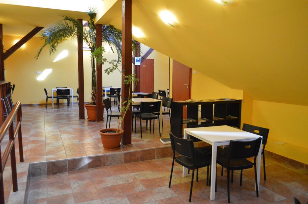 Bordany Hostel Extérieur photo